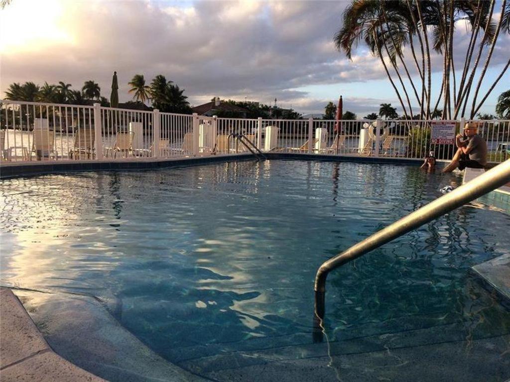 Aloha Escape Pompano Beach Leilighet Eksteriør bilde